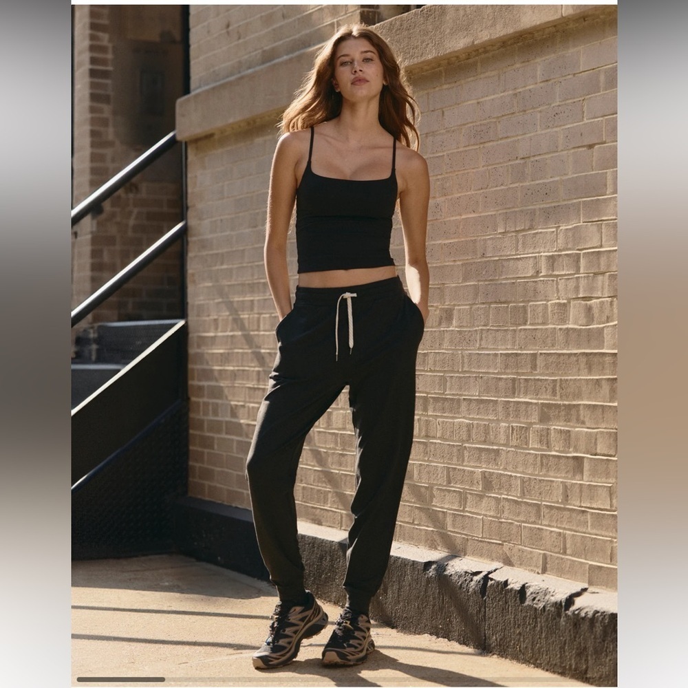 Vuori Performance Jogger sz small black